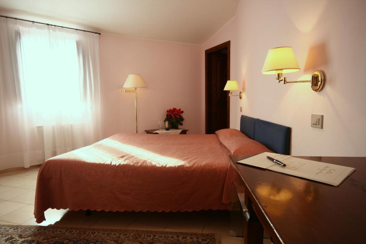 Casa Oliva Albergo Diffuso Bargni Buitenkant foto