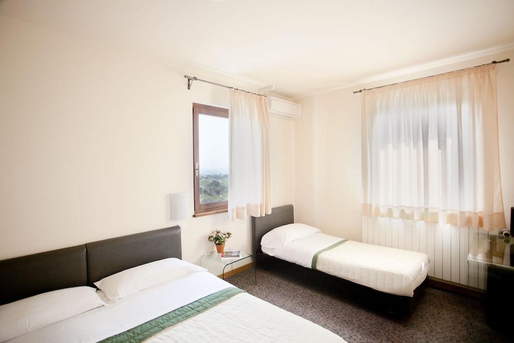 Casa Oliva Albergo Diffuso Bargni Buitenkant foto